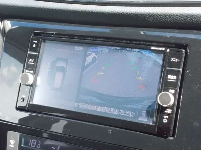 Nissan X-TRAIL 2018-02 12301-4