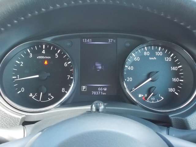Nissan X-TRAIL 2018-02 12301-16