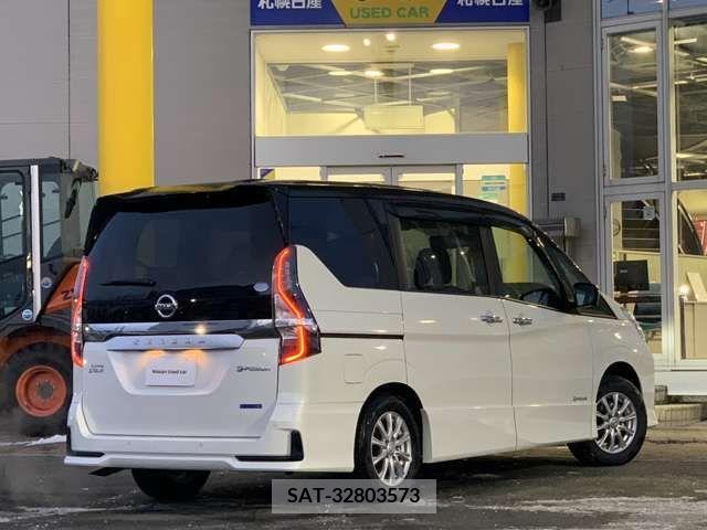 Nissan SERENA 2021-09 216326-1
