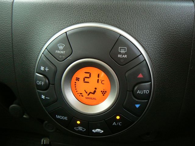 Nissan CUBE 2012-01 1087-8