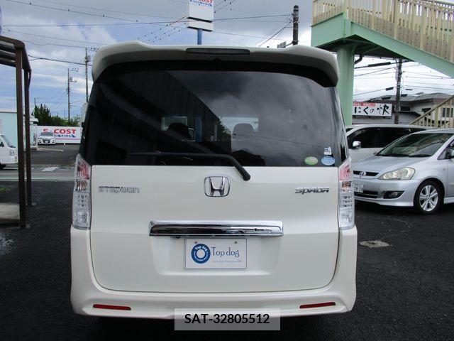 Honda STEP WGN 2012-01 326667-9