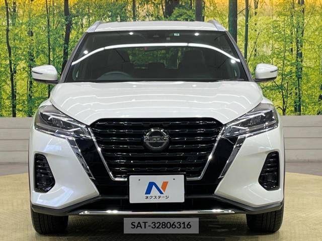 Nissan KICKS 2021-09 210781-14
