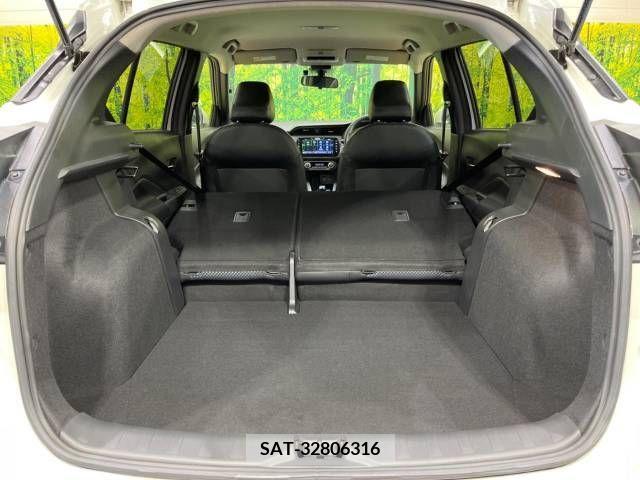 Nissan KICKS 2021-09 210781-10