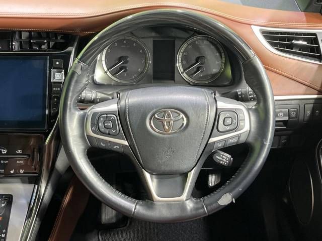 Toyota HARRIER 2017-08 26864-11