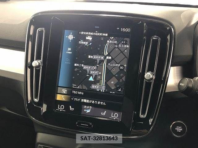 Volvo XC40 2021-07 370253-2