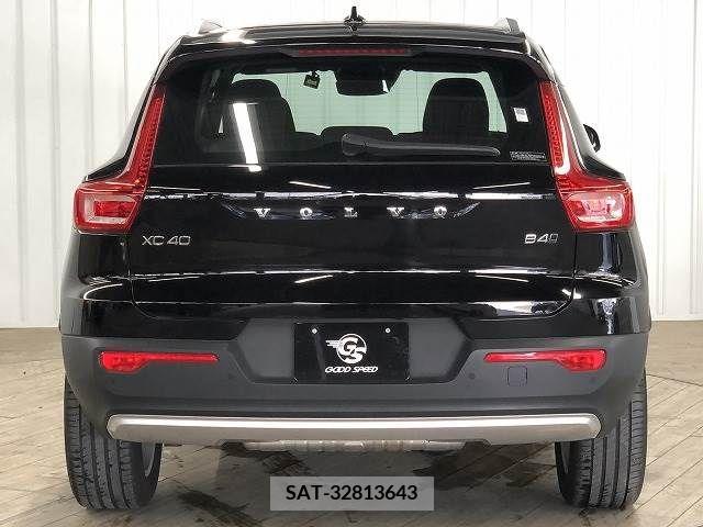 Volvo XC40 2021-07 370253-13