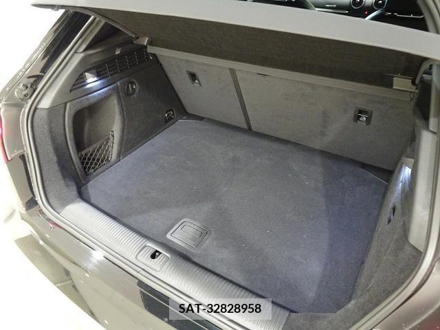 Audi A3 2018-04 214202-15