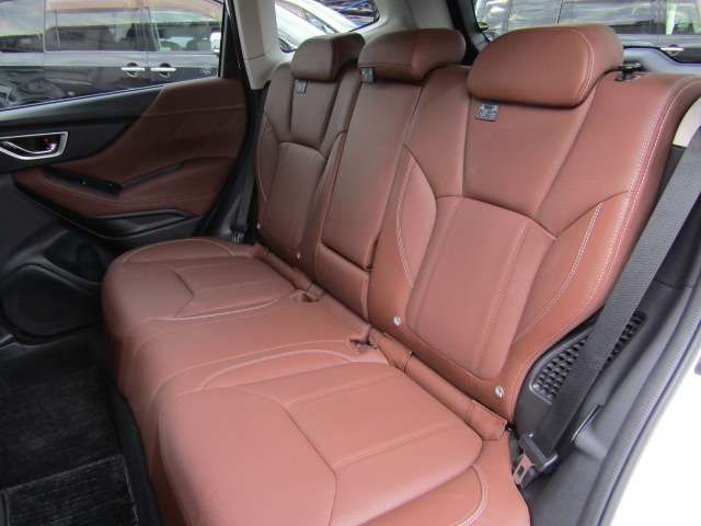 Subaru FORESTER 2018-10 15273-9
