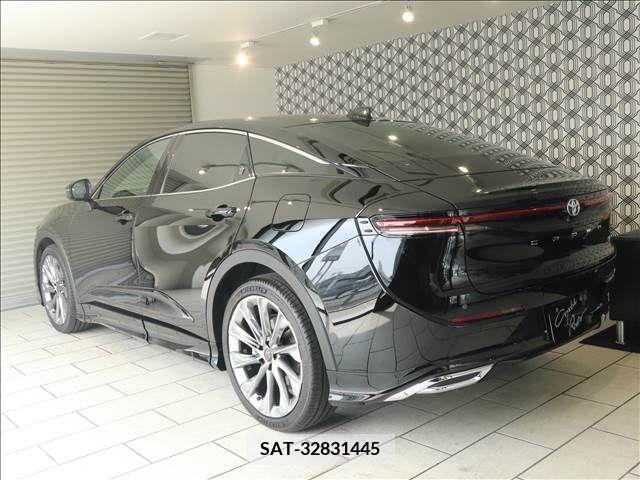 Toyota CROWN 2023-12 358175-1