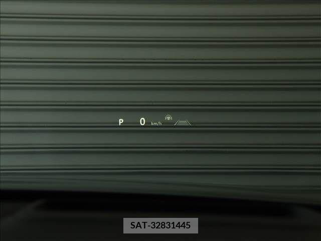 Toyota CROWN 2023-12 358175-7