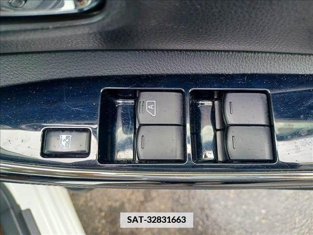 Nissan ROOX 2017-05 378702-25
