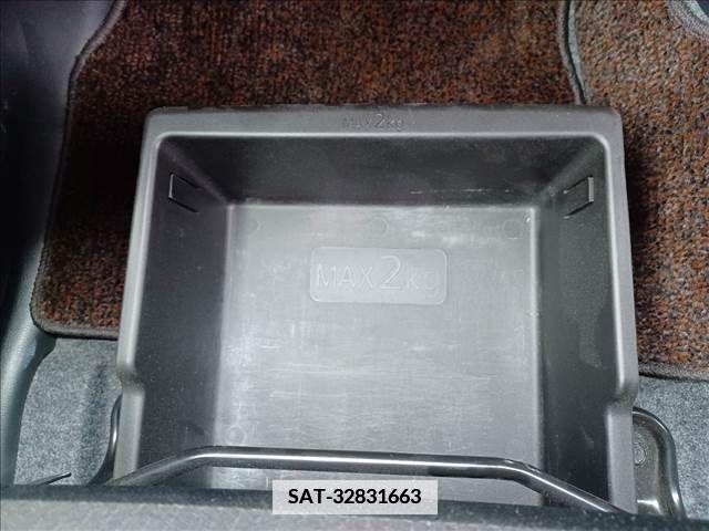 Nissan ROOX 2017-05 378702-13