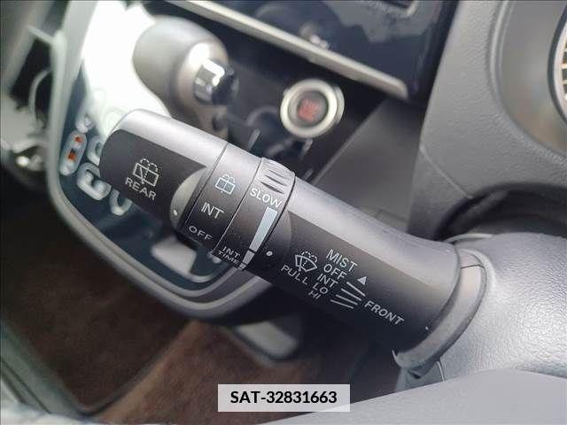 Nissan ROOX 2017-05 378702-18