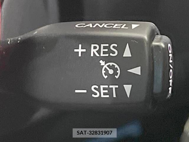 Lexus IS 2014-05 275345-3