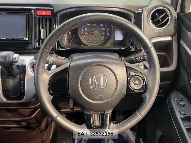 Honda N-WGN 2014-01 307813-11