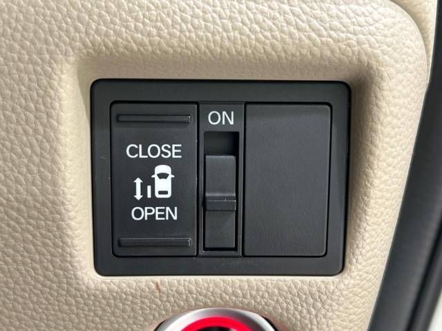 Honda N BOX 2018-03 9148-5