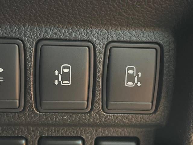 Nissan ELGRAND 2016-10 186514-5