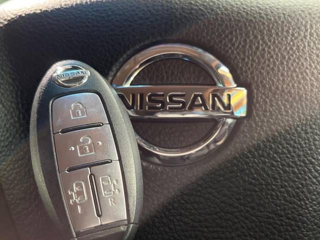 Nissan ELGRAND 2016-10 186514-7