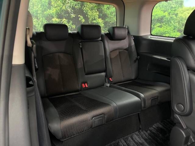 Nissan ELGRAND 2016-10 186514-10