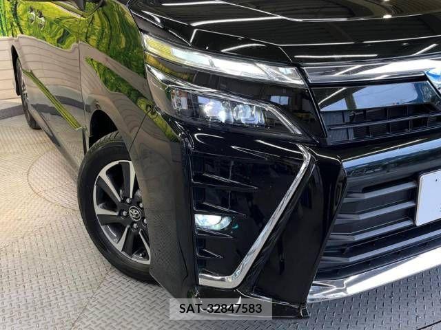 Toyota VOXY 2018-12 336595-13