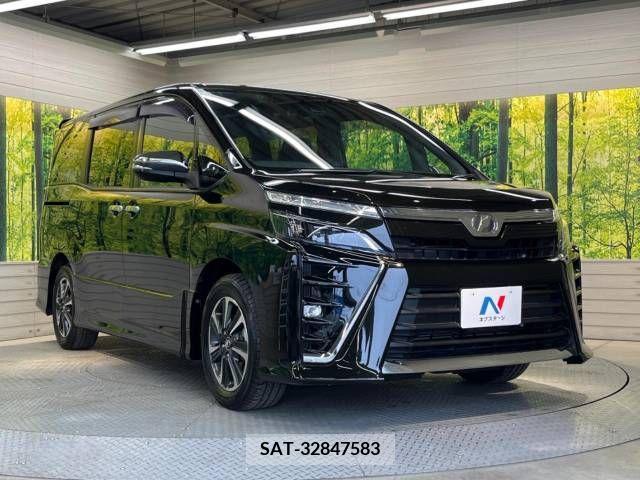 Toyota VOXY 2018-12 336595-17