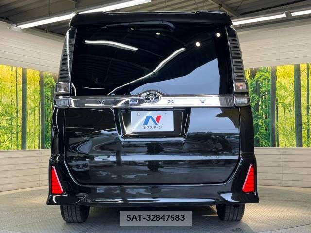Toyota VOXY 2018-12 336595-16