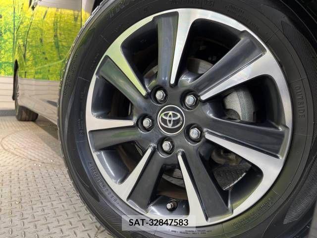 Toyota VOXY 2018-12 336595-14