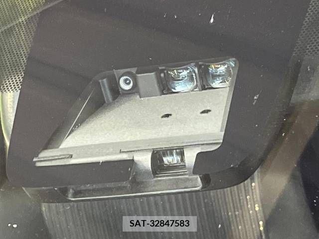 Toyota VOXY 2018-12 336595-2