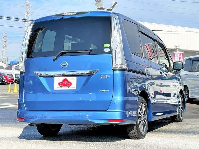 Nissan SERENA 2016-01 25113-2