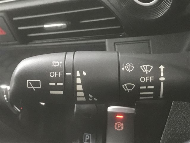 Mitsubishi EK X 2021-02 190480-20