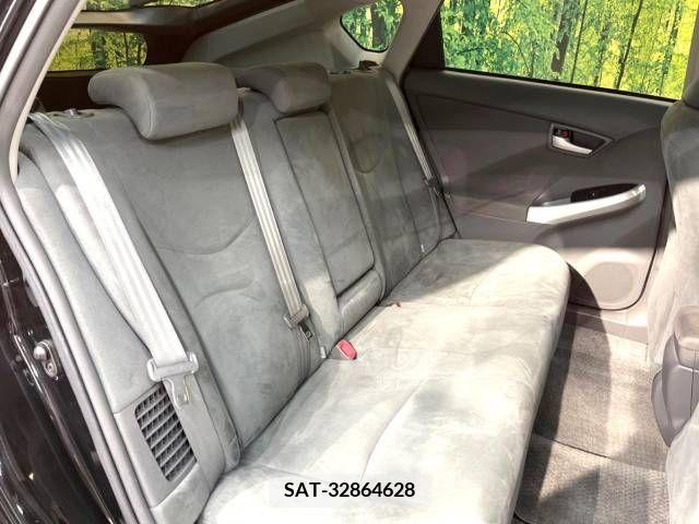 Toyota PRIUS 2011-10 322021-9