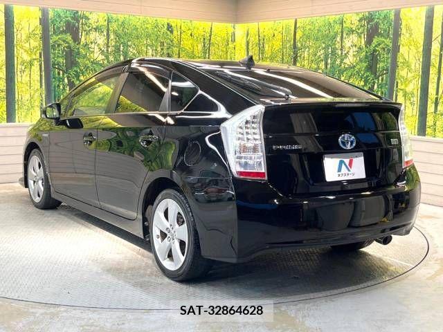 Toyota PRIUS 2011-10 322021-17