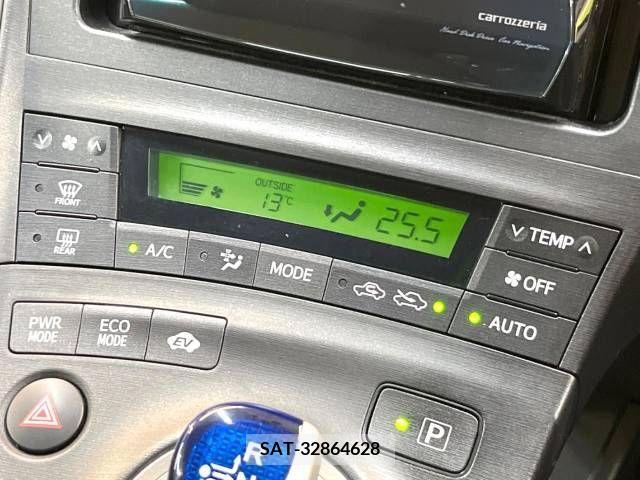 Toyota PRIUS 2011-10 322021-7