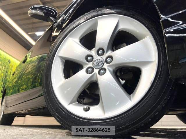Toyota PRIUS 2011-10 322021-13