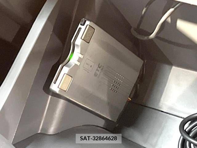 Toyota PRIUS 2011-10 322021-6