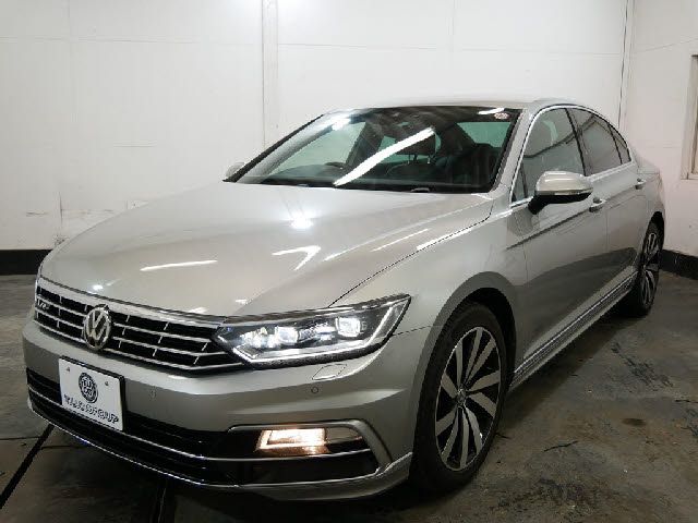 VolksWagen PASSAT 2016-05 13371-25
