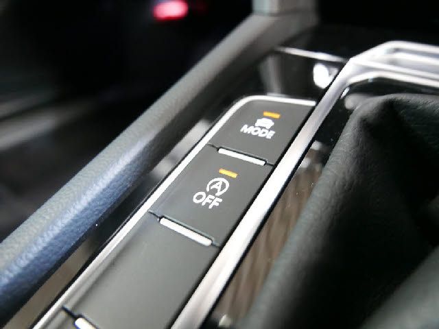 VolksWagen PASSAT 2016-05 13371-18