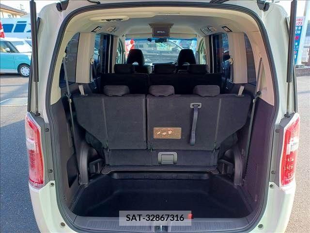 Honda STEP WGN 2013-01 213571-6