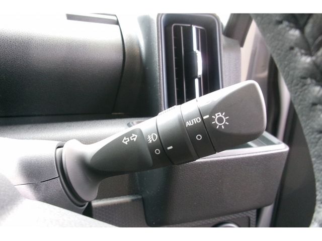 Daihatsu TANTO CUSTOM 2023-06 195937-10