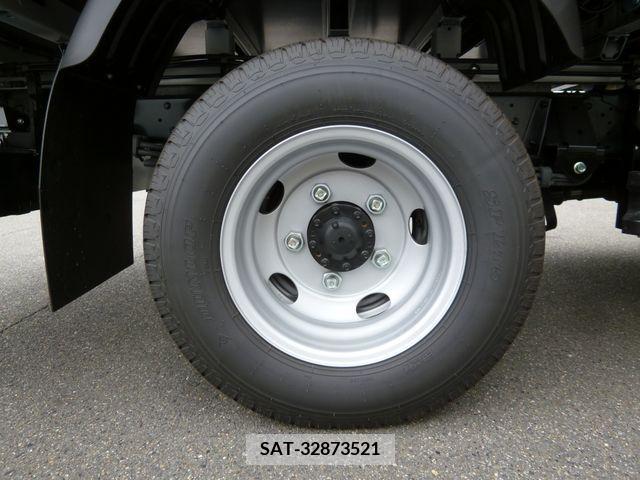 Hino DUTRO 2023-12 267750-12