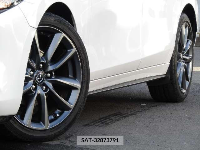Mazda MAZDA3 2019-07 209588-19