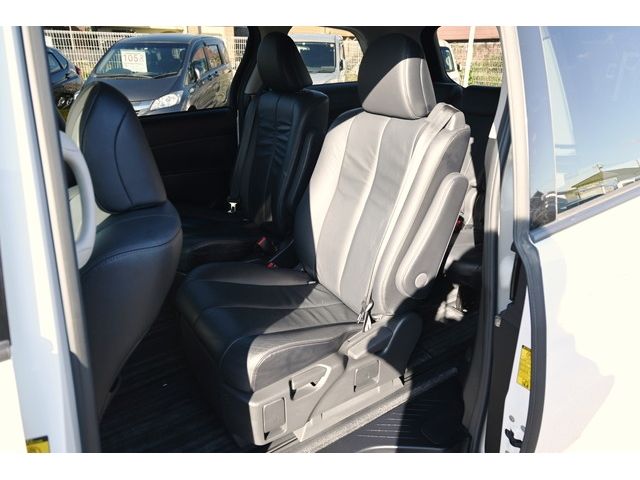 Toyota ESTIMA 2013-02 16681-18