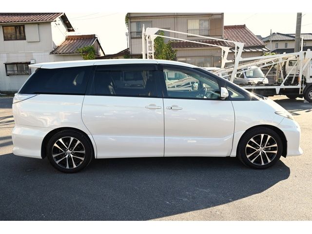 Toyota ESTIMA 2013-02 16681-8