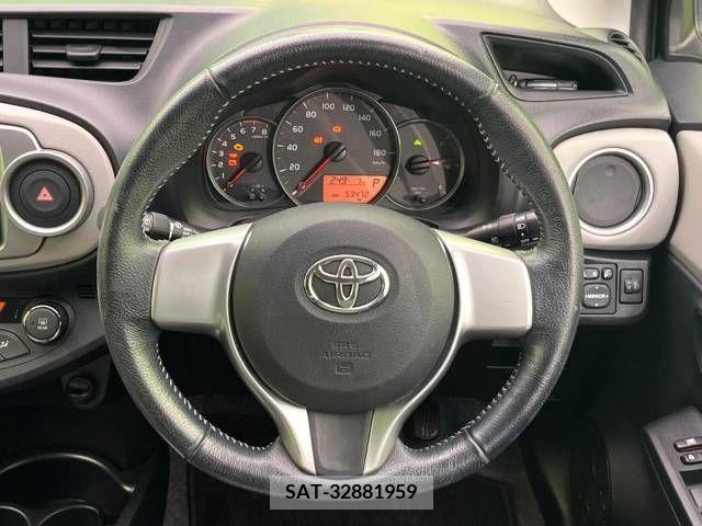 Toyota VITZ 2012-03 257273-11