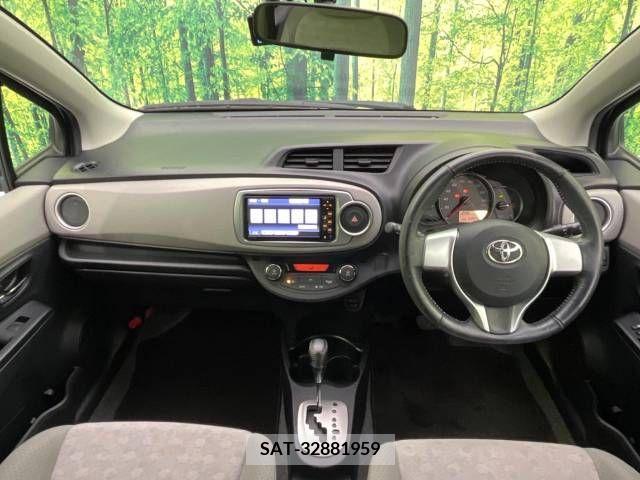 Toyota VITZ 2012-03 257273-1