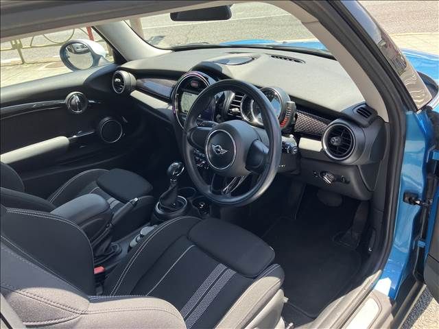 Bmw MINI 2015-06 6920-1