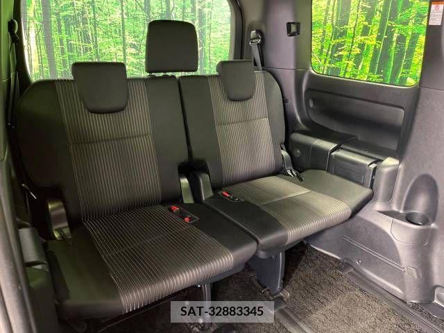 Toyota VOXY 2019-02 321599-10