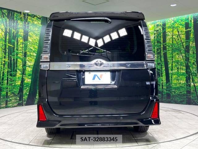 Toyota VOXY 2019-02 321599-16