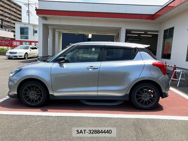 Suzuki SWIFT 2019-01 338154-3