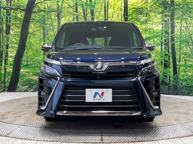 Toyota VOXY 2018-07 188380-11